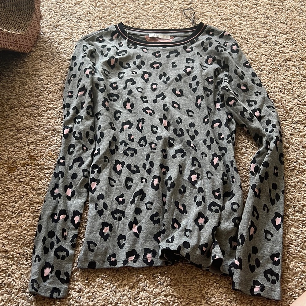 Long sleeve cheetah